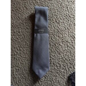 NEW Jones New York Signature Men’s Tie Blue
